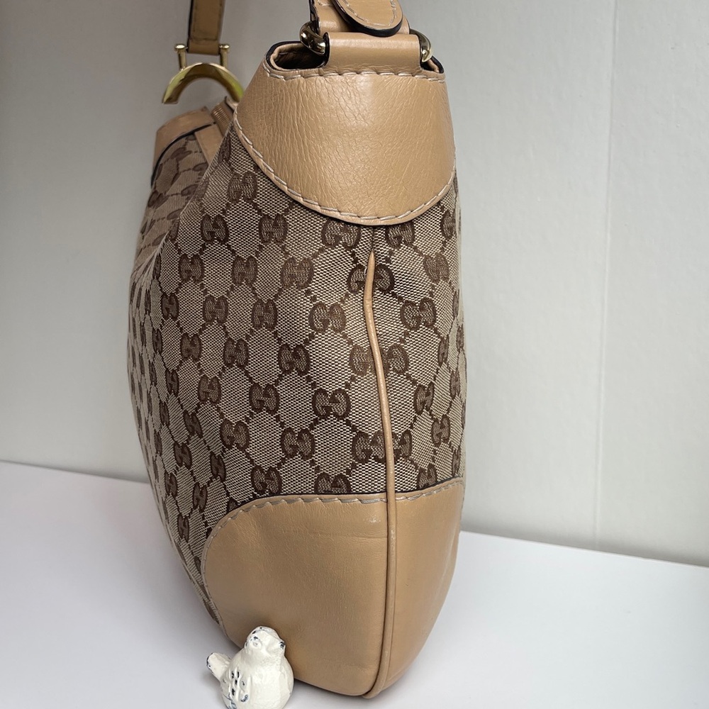 Gucci Charlotte Shoulder Bag - Picture 7 of 16